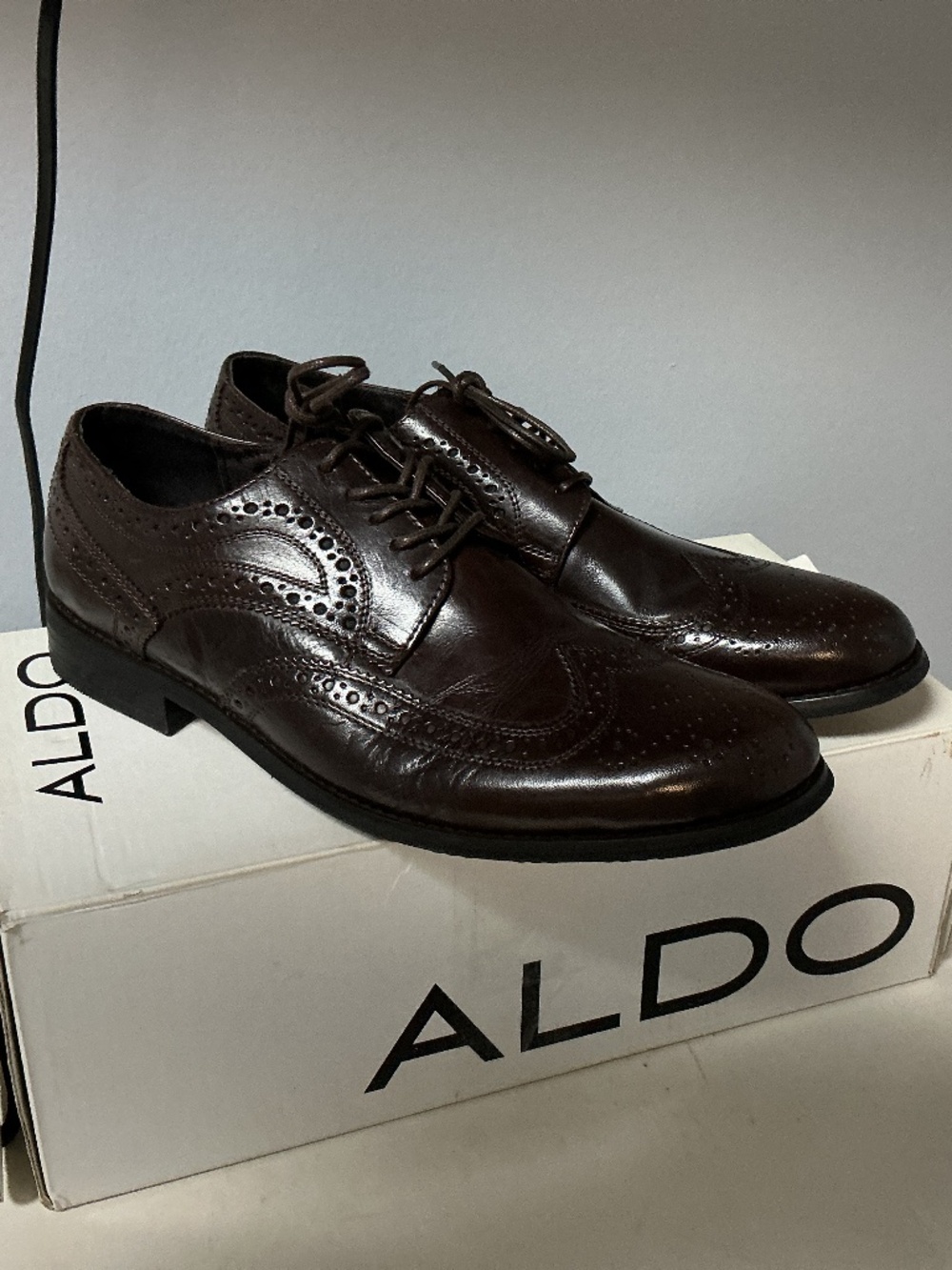 Aldo Men’s Dark Brown Wingtip Brogue Dress Shoes Size 10 Medium